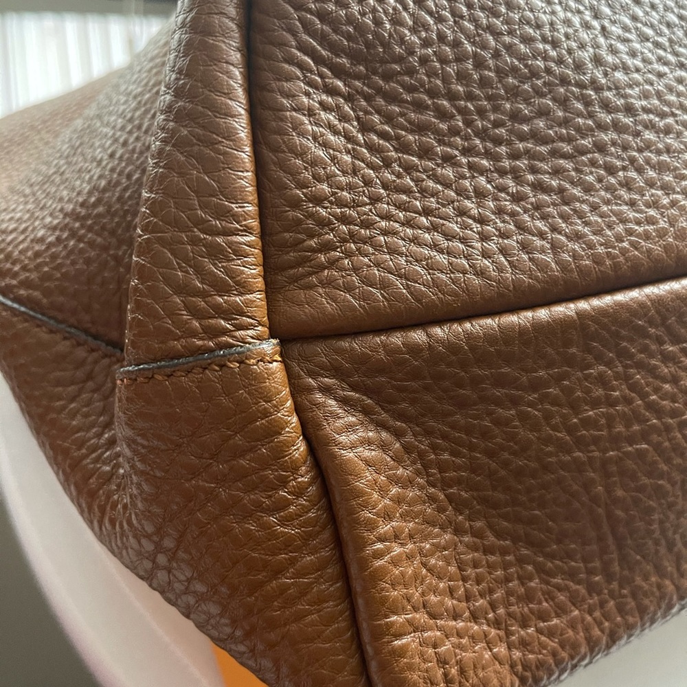 Authentic Salvatore ferragamo - Picture 7 of 14